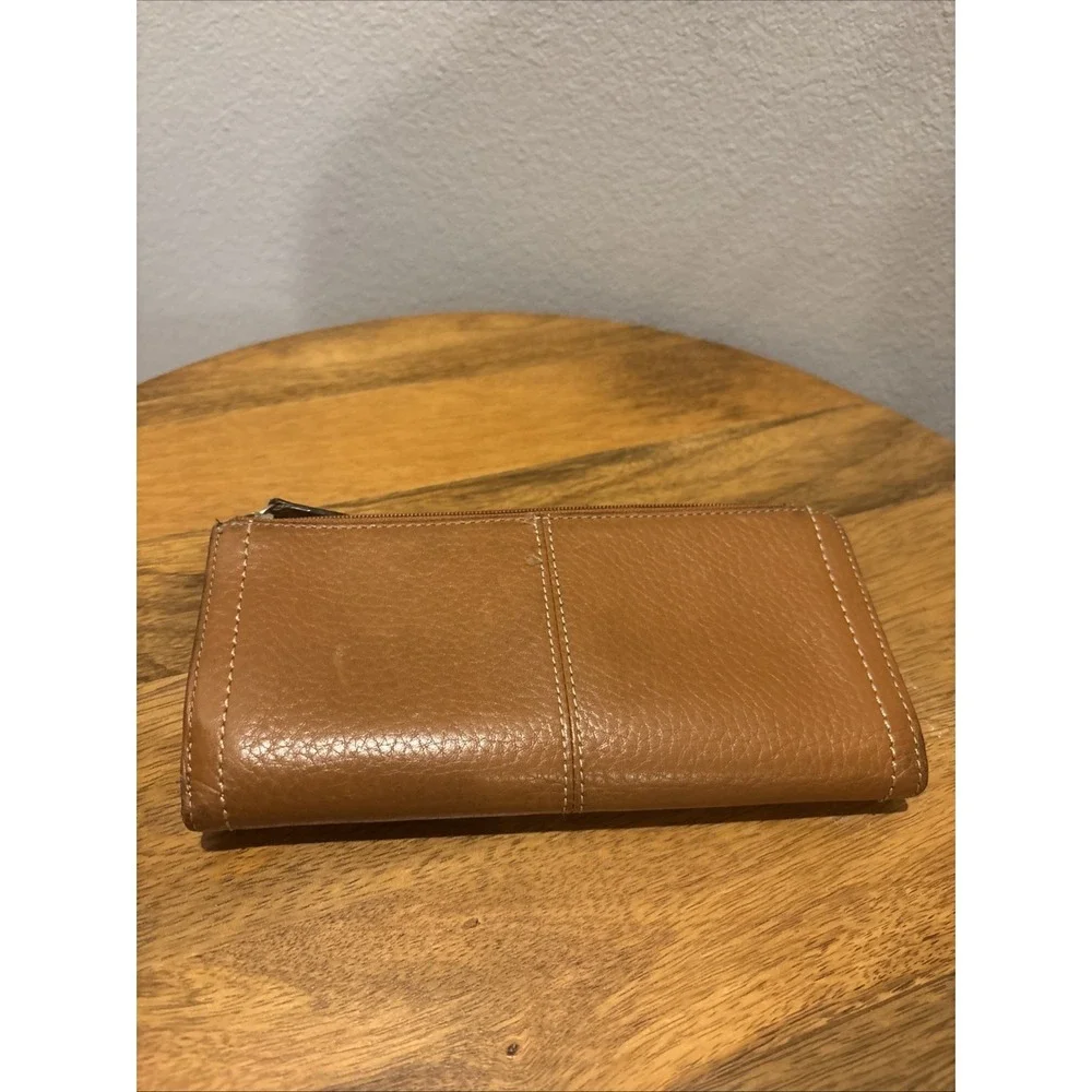 FOSSIL Brown Pebbled Leather~Trifold Wallet w/Buckle & Stitch Design~Women's‎